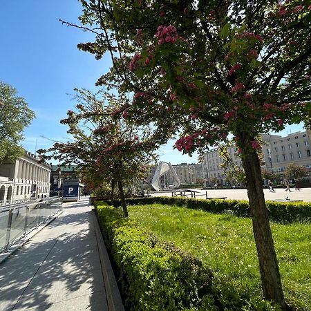 Apartamenty Pl. Wolnosci 6 Познан Екстериор снимка